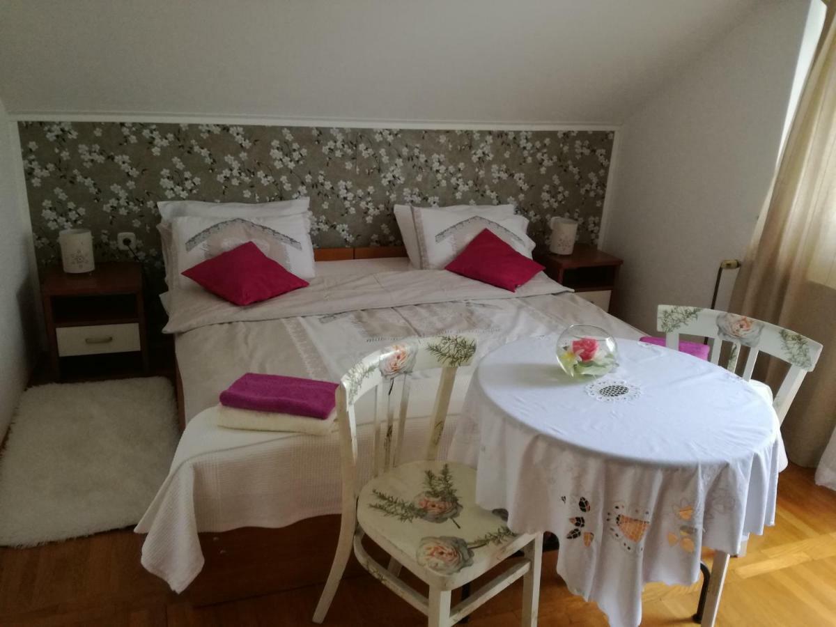 Apartman Jasmin Apartment Catrnja Exterior photo